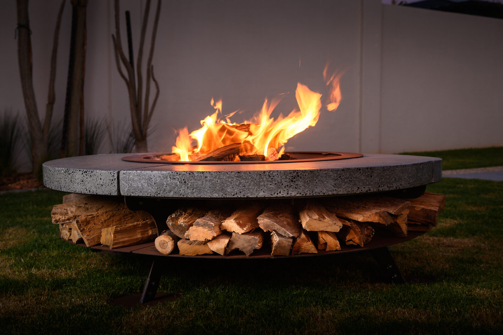 Crete Wood Fire Pit